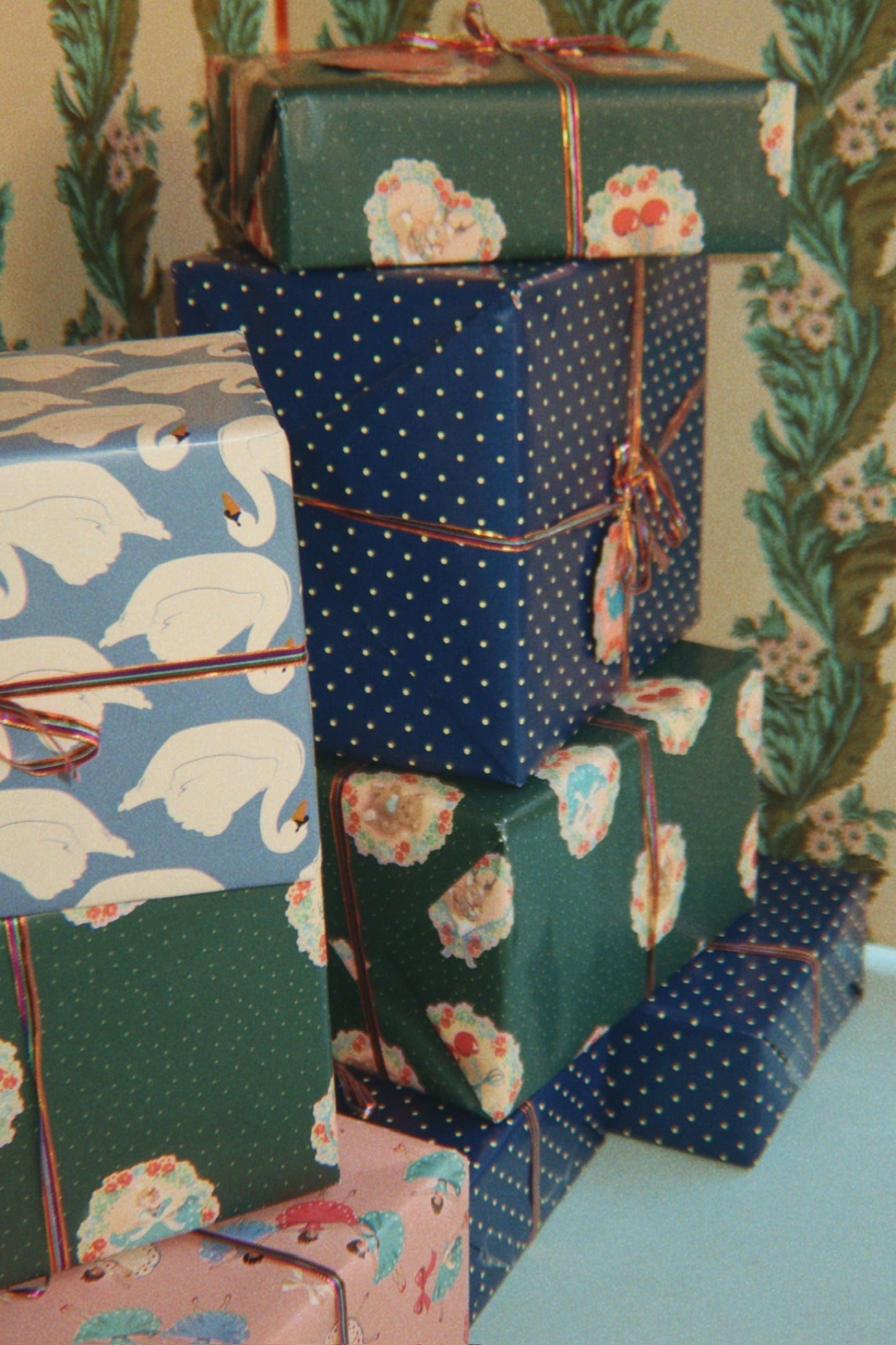 Geschenkpapier 'Deer Diary Green'